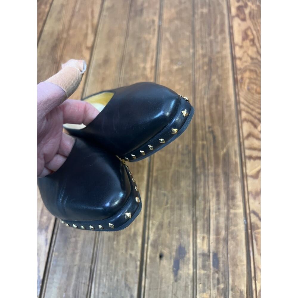 Donald J. Pliner Black Leather Pointed Stud Flats with Gold Lining - Picture 4 of 7